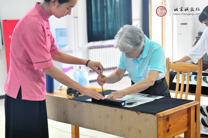 最年長的學員74歲，克服年齡和身體的障礙，學者當如斯！