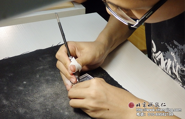 新學(xué)員進(jìn)行基本刀法的練習(xí)