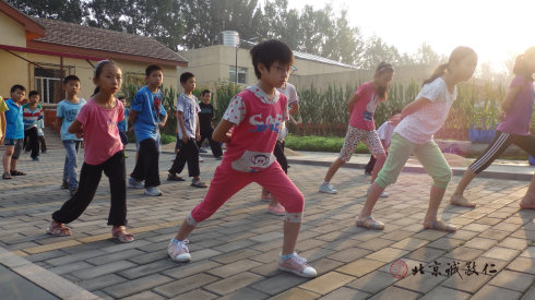 強筋健骨太極拳，奠定健康人生的基礎。