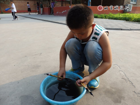 毛筆洗干凈，保養(yǎng)延壽命