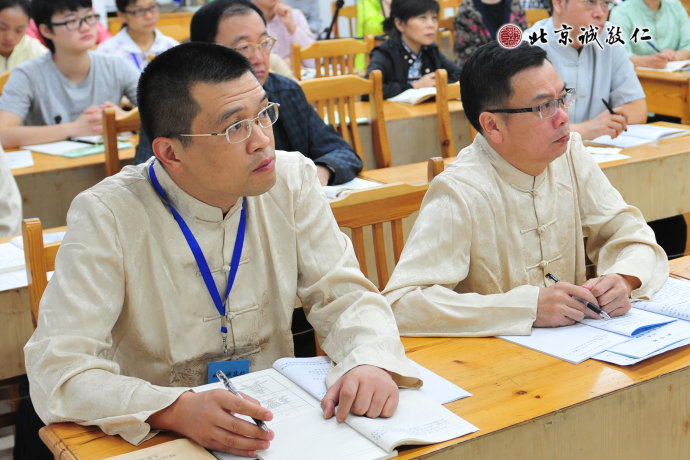 配圖：課堂上專注的目光