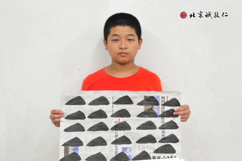 配圖：書(shū)法班學(xué)員永字八法習(xí)作展示