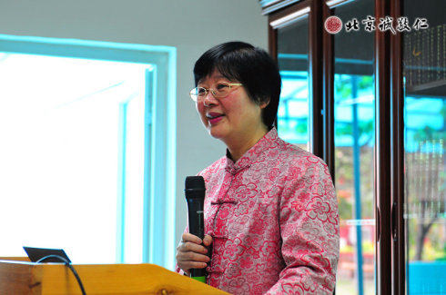 配圖：楊老師實(shí)踐版的弟子規(guī)課程使學(xué)員受益良多，