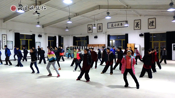 學員晨練太極拳