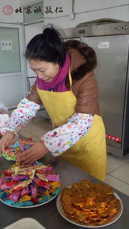 美味糖果 ，年味香甜， 送上節(jié)日的幸福與歡樂(lè)