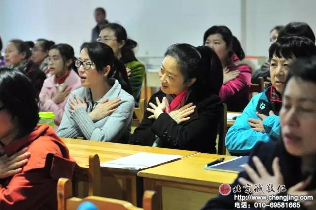 家規庭訓快樂手語 傳遞愛的訊息