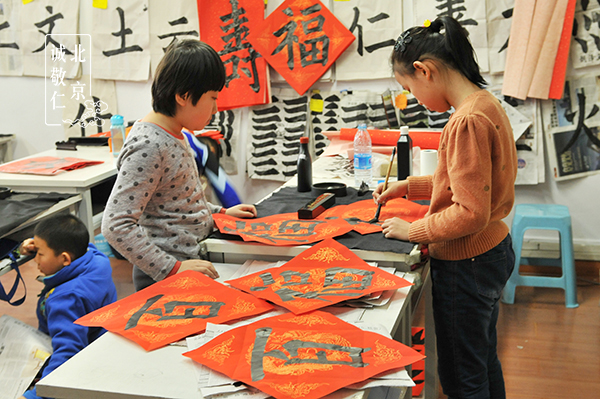 學(xué)習(xí)的間隙，也是互相學(xué)習(xí)的機(jī)會。