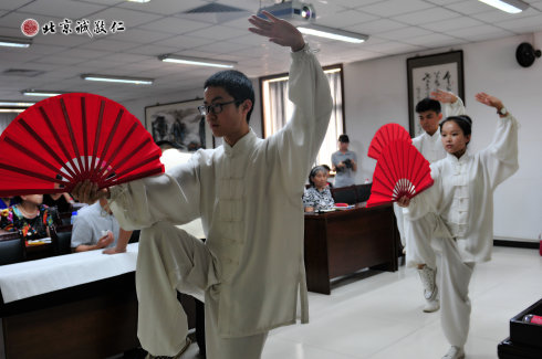 北京誠(chéng)敬仁道德講堂進(jìn)社區(qū)