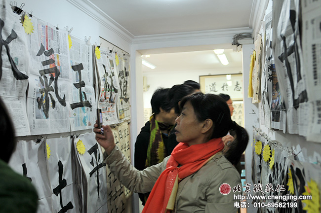 師資班的老師們驚嘆于書法教室合理的利用了每個角落利于教學