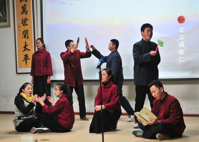 什么情況？穿越到兒時了嗎？